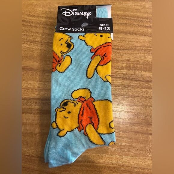 Disney Winnie the Pooh women’s crew socks. Size 9-13. - Picture 1 of 2
